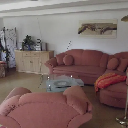 Apartmán Gemuetliche In Urigem By Interhome