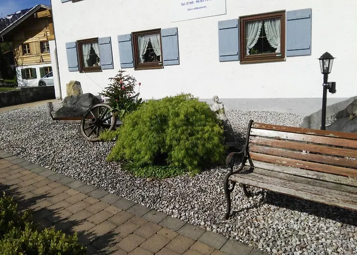 Gemuetliche In Urigem By Interhome Apartmán